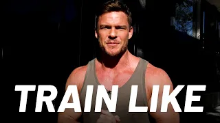 Reacher s Alan Ritchson s Workout to Build 30lbs of Action-Hero Muscle Train Like Men s Health
