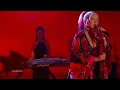 Christina Aguilera – Loyal Brave True 《忠勇真》Live
