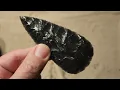 1464 - Rock to Point Knapping Obsidian with Grain Layers