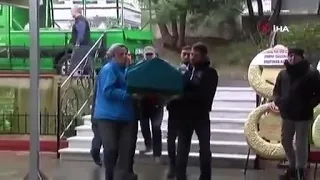 جنازة ام هاندا ارتشيل وانهيار هاندا 