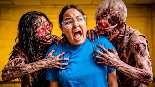 MIS PAPÁS SE CONVIRTIERON EN ZOMBIES MALDITOS 🧟‍♂️💥