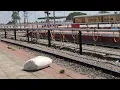 Lagu 17225 Amaravati Express Entering SSS Hubballi Junction