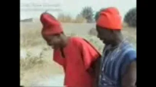 Fassara Zuwa Yaren Chamba Leko 