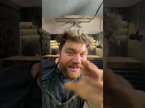 il mio Lab ha luci e mensole Finalmente!