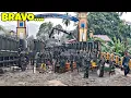 BRAVO..❗JALAN PUTUS,TNI AD BANGUN JEMBATAN BAILEY SAAT HUJAN DERAS DI LOKASI BANJIR BANDANG