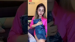 live amelia