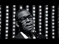 Download Lagu R. Kelly - When A Woman Loves