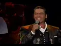 Alejandro Fernandez en vivo canta Es la mujer