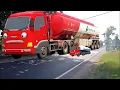 Download Lagu Disini Markas Truk Tangki Pertamina, Truk Kontainer besar, Bus Telolet Basuri Mirip Frank Teman Tayo