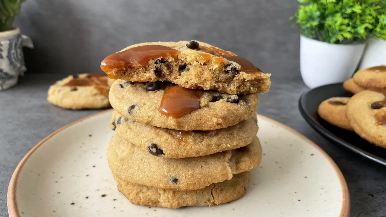 Eggless Chocolate Chip Caramel  Cookies   The Only Cookie Recipe you Need   Salted Caramel Cookies