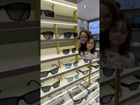 a maturidade que eu ainda tô buscando 😂👓💅🏻