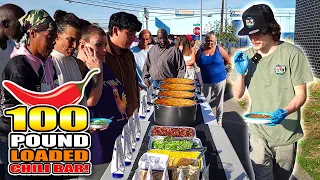 صنع بار الفلفل الحار المحمل بـ 100 رطل للمشردين 