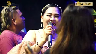 Download SABRANG TRASI SUSY ARZETTY VERSI LIVE SHOW NMS PANGURAGAN 2023 MP3