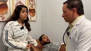 عمل نفسه ما بيسمعش عشان يعرف الدكتور عايز من مراته اى 