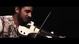 لحن وبينا ميعاد ولا احلى من كدة   دندنها