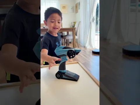 Siblings help each other to solve problem 👧🏻❤️👶🏻