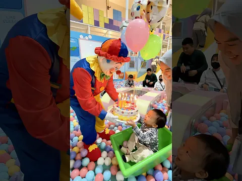 Terimakasih Kue Ulang Tahunnya Badut