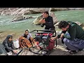 Download Lagu Life-Changing Surprise Makes Nomad Family DANCE With Joy!