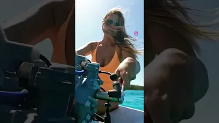 Changing the spark plugs on my Yamaha enduro outboard is as easy as 1,2,3!