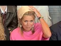 Download Lagu Oeps! Koningin Máxima verliest hoed bijna tijdens spontane groepsfoto 