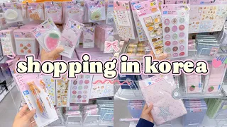 shopping in korea vlog 🇰🇷 daiso stationery haul 🎀 diary, glitter pen, stickers & more!