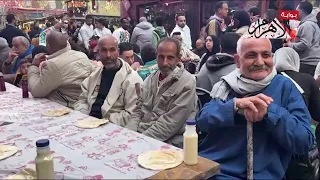  الشواراع امتئلات بالناس    مشاهد من احتفال أهالي العلوايا بالإسكندرية بالإفطار الجماعي دندنها