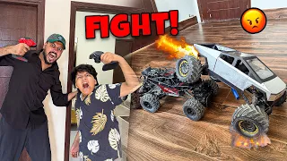 CYBER TRUCK VS 6 WHEELER RC TRUCK FIGHT 😳 || ALI NY ANAS BHAI KO HARA DEYA 😳
