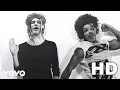 Download Lagu Daryl Hall \u0026 John Oates - Out Of Touch (Official HD Video)