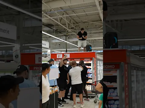 FAIRE UN CONCERT DANS UN MAGASIN🤣 #humour #prank #rap #batflunch