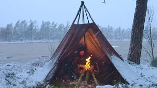WINTER CAMPING ALONE FOR 4 DAYS - LAVVU HOT TENT