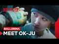Download Lagu Jun Jong-seo Beats Up Robbers with a Can of Pineapples 🍍| Ballerina | Netflix Philippines