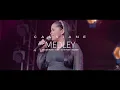 Cassiane - Basta Uma Palavra/A Cura/Ele Tem Poder/Vou Seguir - Ao Vivo (Clipe Oficial MK Music)
