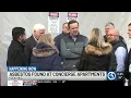 Federal lawmakers visit condemned Rocky Hill apartment complex
