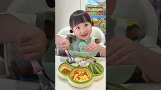 Yummy fish head + fish roe — then rice-rice bath time! ٩(ˊᗜˋ*)و♡ #babyeating #fish