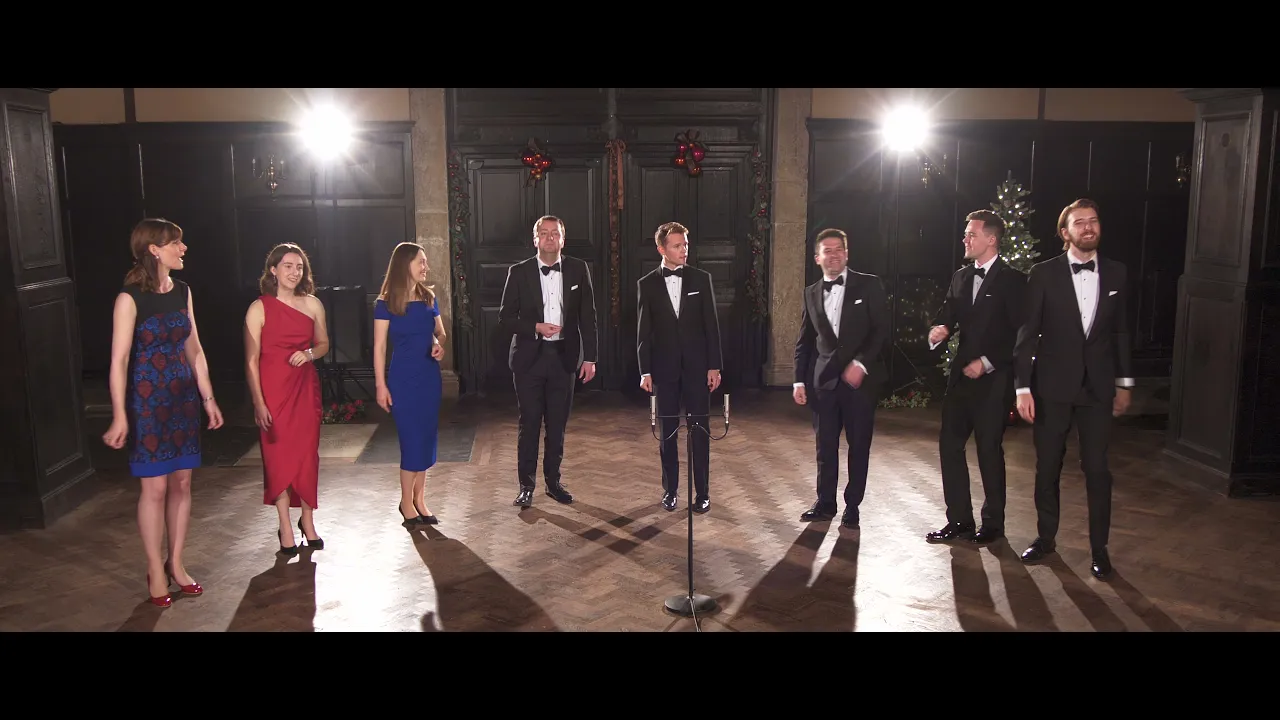 VOCES8: Santa Claus is Coming to Town VOCES8: Santa Claus is Coming to Town