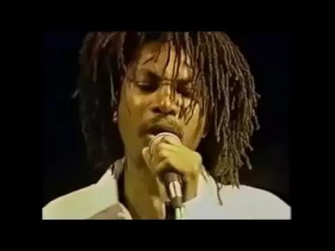 Download MP3 Garnett Silk live ~EarthStrong~ 1994