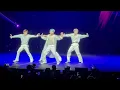 Download Lagu 220814 'Wave' - SEVENTEEN WORLD TOUR [BE THE SUN] 4K Fancam @ Oakland, CA
