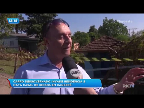 Carro desgovernado invade residência e mata casal de idosos no Oeste de SC