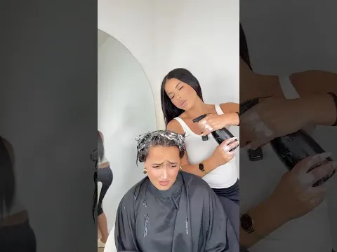 A life-size doll, please 😳 I don’t think she’s a fan… what a shame 😖 #asmr #hairstyle #hair