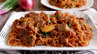 better than takeaway 15 min stir fried beef ramen chinese instant noodles chow mein recipe