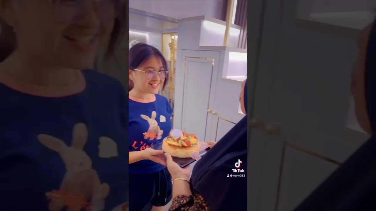 HBD Vivianne Wang