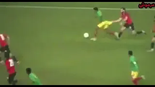 والنبي لجيب جنيه انت بتعمل ايه يامرموش ياسواد الحلل ياختي دندنها