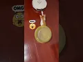 kucing ini tersangkut di alat pembersih π±