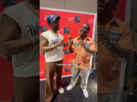 Who do you think can sing better? Me or Mario🎤😂