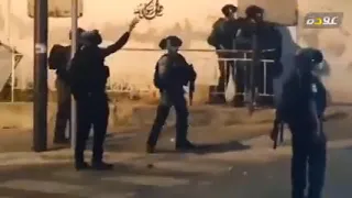 هبت النار والبارود غنى اطلب شباب يا وطن واتمنى اجمل فيديو ممكن تشوفو بحياتك  شاهد  القدس دندنها