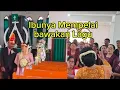 Mamanya Mempelai Perempuan ini Bawakan Lagu pada Acara Pemberkatan Putrinya.