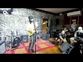UNIQUE — Midnight Sky [LIVE! Performance]