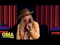 Lainey Wilson discusses her iconic country music career