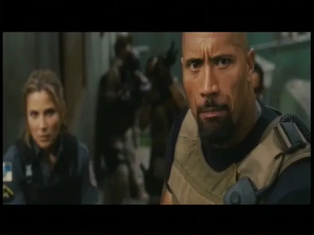 Fast & Furious 5 | Clip 'Hobbs insegue Dom nelle favelas'