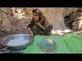 🔥 Nomadic Cave Life: Traditional Bread Baking by Tribal Women | Ancient Living in the Mountains 🫓🏔️